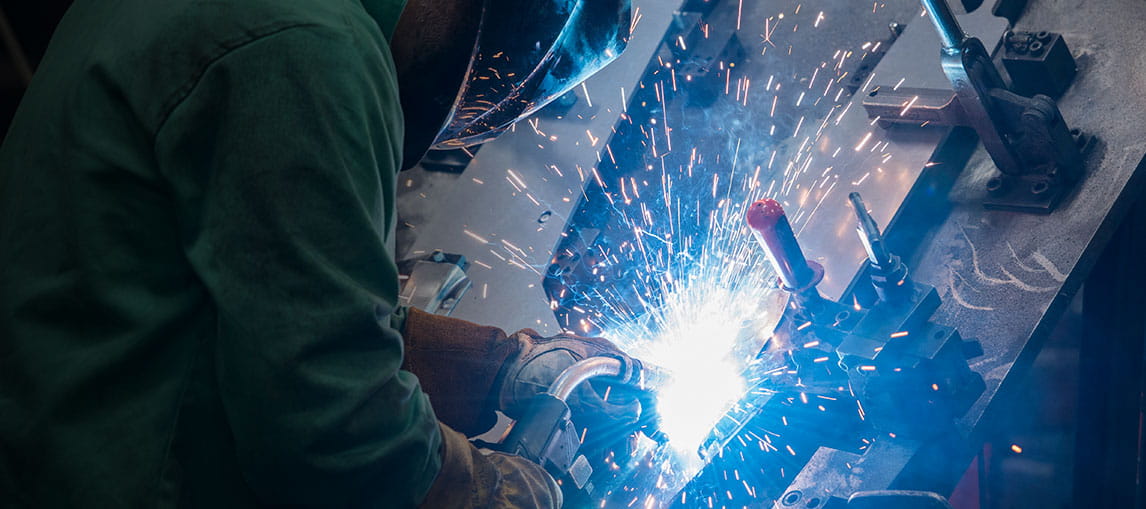 raymond corp welding