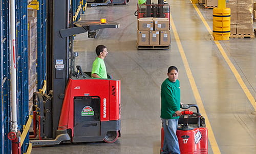 The Container Store, Malin, Raymond forklifts, reach truck, pallet jack
