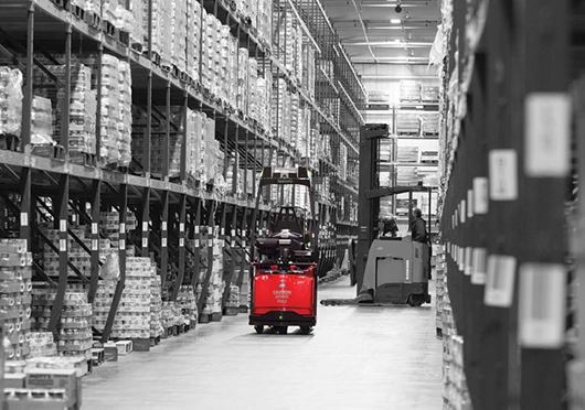 Raymond Courier Automated Lift Truck Flexible Automation