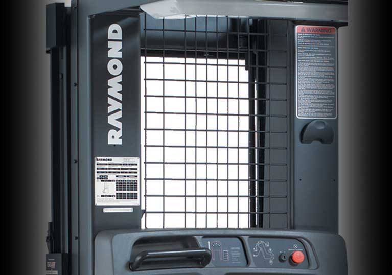 Raymond 5200 Orderpicker Truck Clear View Mast