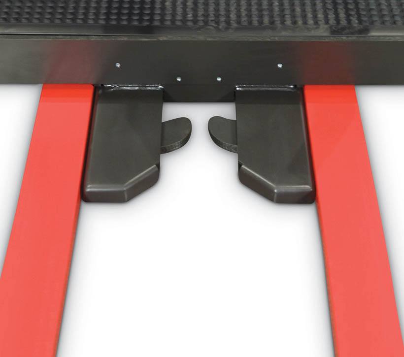 Raymond 5200 Orderpicker Auto Locking Pallet Clamp