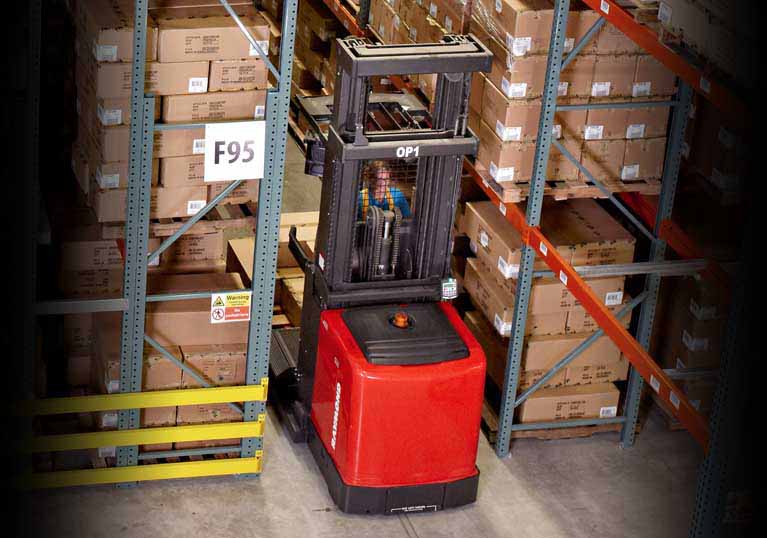 Raymond 5000 Series Orderpicker stock picker truck