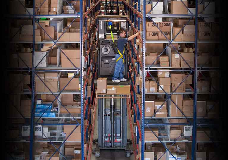 Raymond 5500 Order Picker Forklift 5000 Series Order Pickers