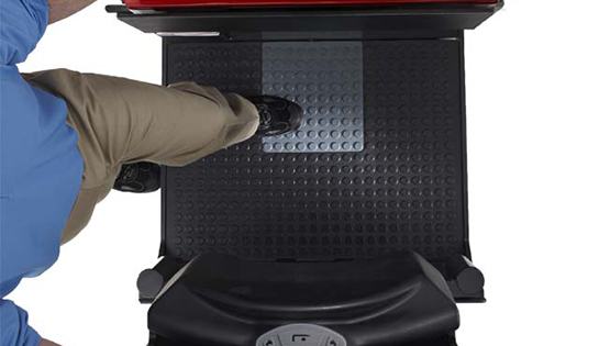 Raymond 8510 Center Riding Pallet Truck