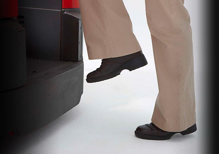 Raymond reach truck step height