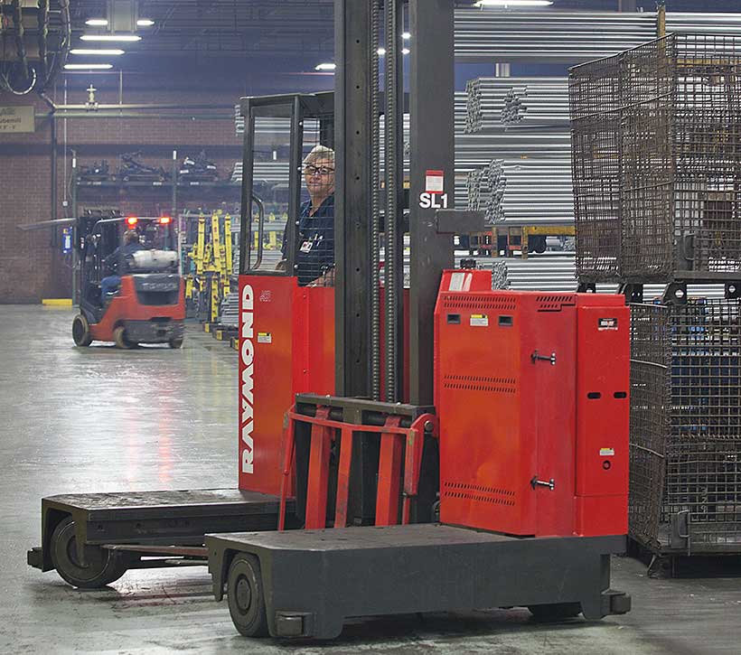 Raymond Sideloaders | Sideloader Long Load Forklift