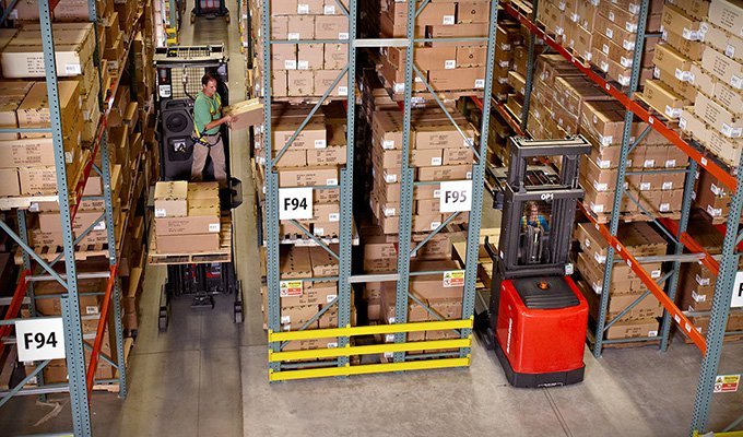 Raymond Very Narrow Aisle Solutions
